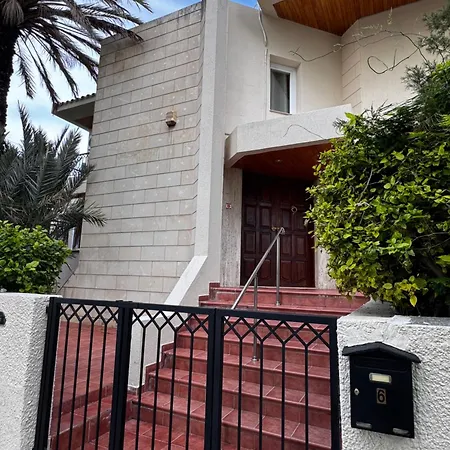 Modern N9 Kitchenette Bathroom Apartament Limassol