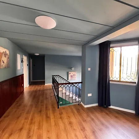 Apartment Modern N9 Kitchenette Bathroom *