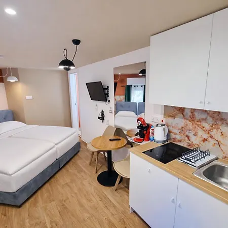 アパート Modern N9 Kitchenette Bathroom *